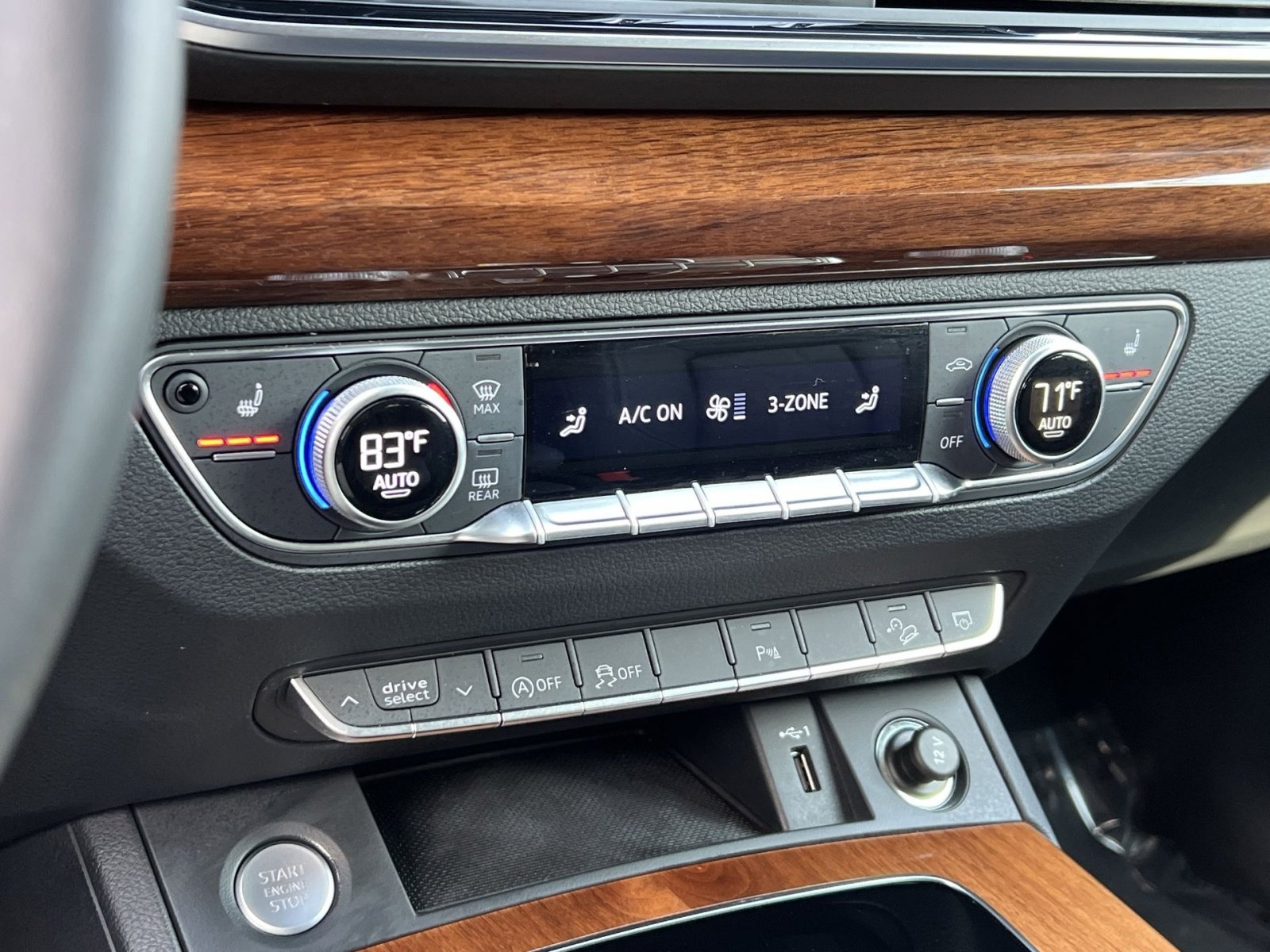 Used 2023 Audi Q5 2.0T Premium w/ Convenience Package image 19