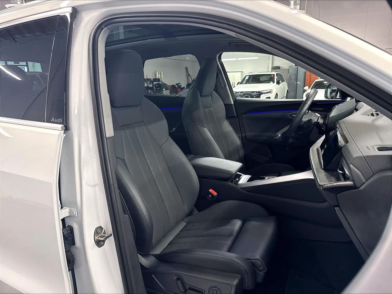 Certified 2025 Audi Q5 Premium w/ Premium Plus AWD/4WD image 10