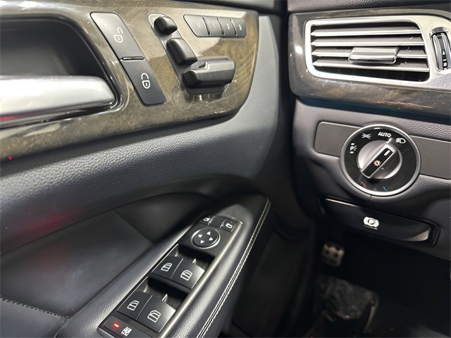 Used 2013 Mercedes-Benz CLS 550 4MATIC image 16