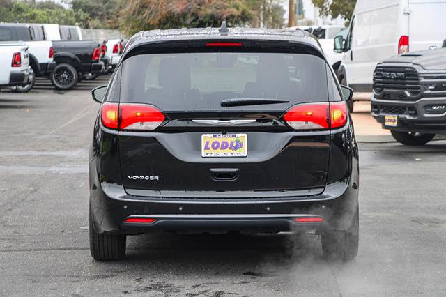New 2026 Chrysler Voyager LX image 3