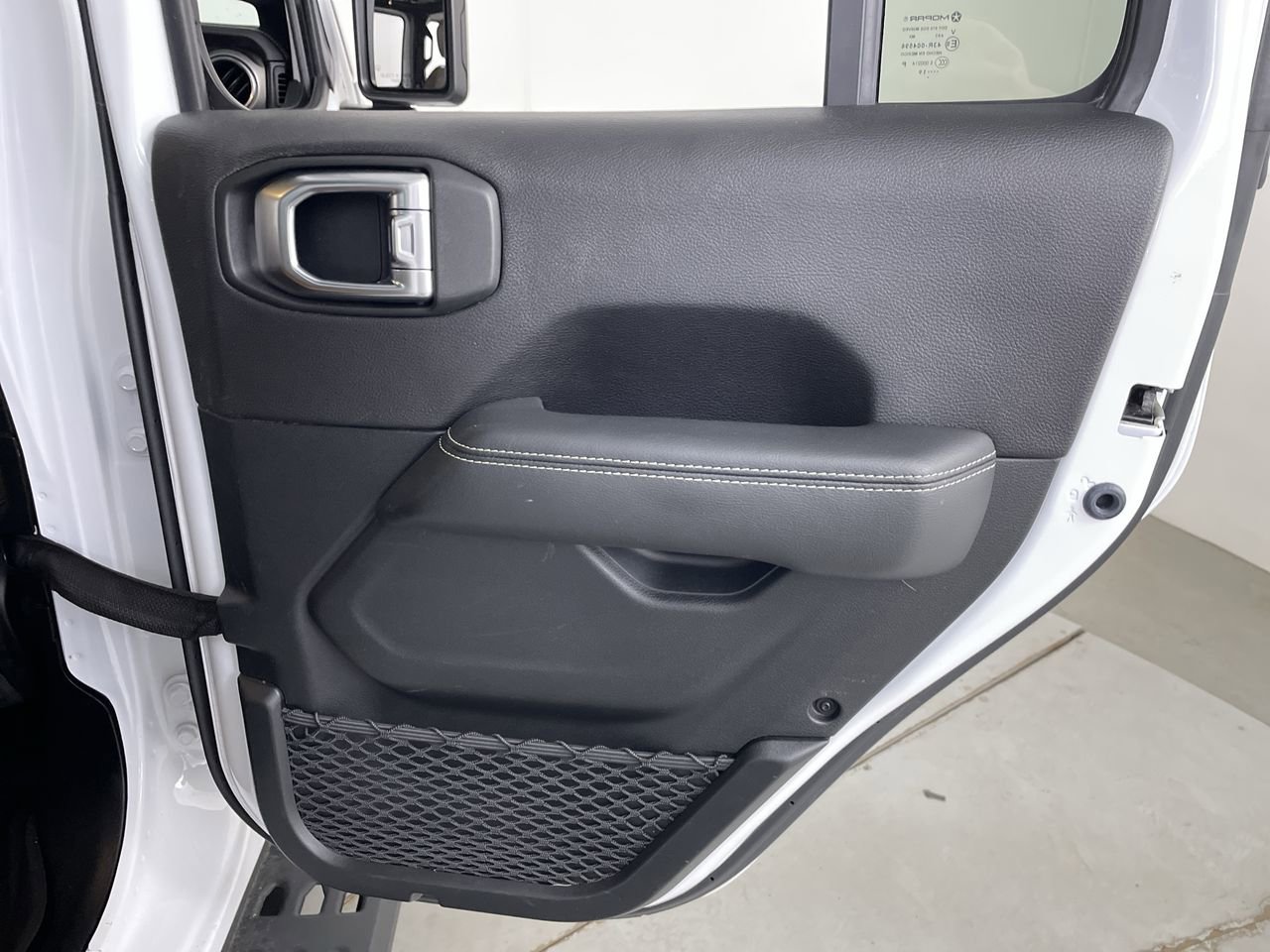 Used 2020 Jeep Gladiator Rubicon AWD/4WD image 22