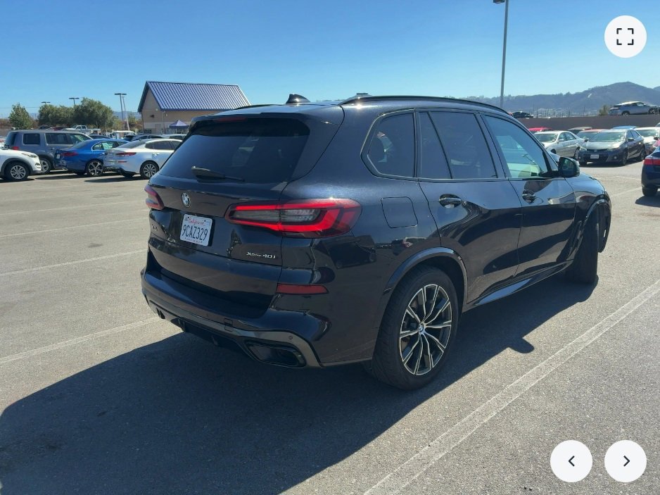 Used 2022 BMW X5 xDrive40i w/ M Sport Package image 4