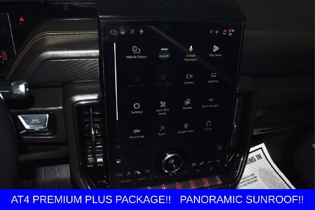 Used 2025 GMC Yukon AT4 w/ AT4 Premium Plus Package AWD/4WD image 27
