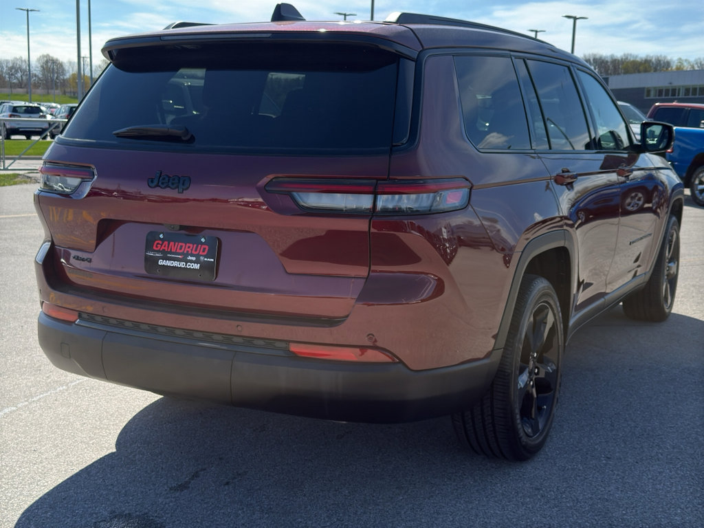 Used 2023 Jeep Grand Cherokee L Laredo AWD/4WD image 5