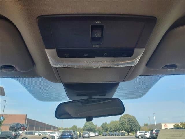 New 2025 Nissan Sentra SV image 38