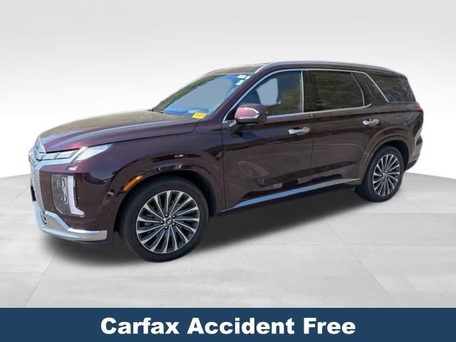 Used 2024 Hyundai Palisade Calligraphy image 3