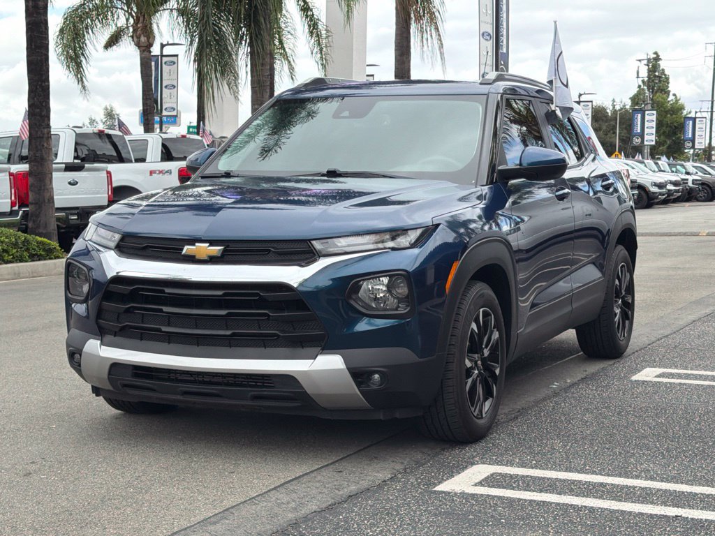 Used 2021 Chevrolet TrailBlazer LT w/ Convenience Package FWD image 5