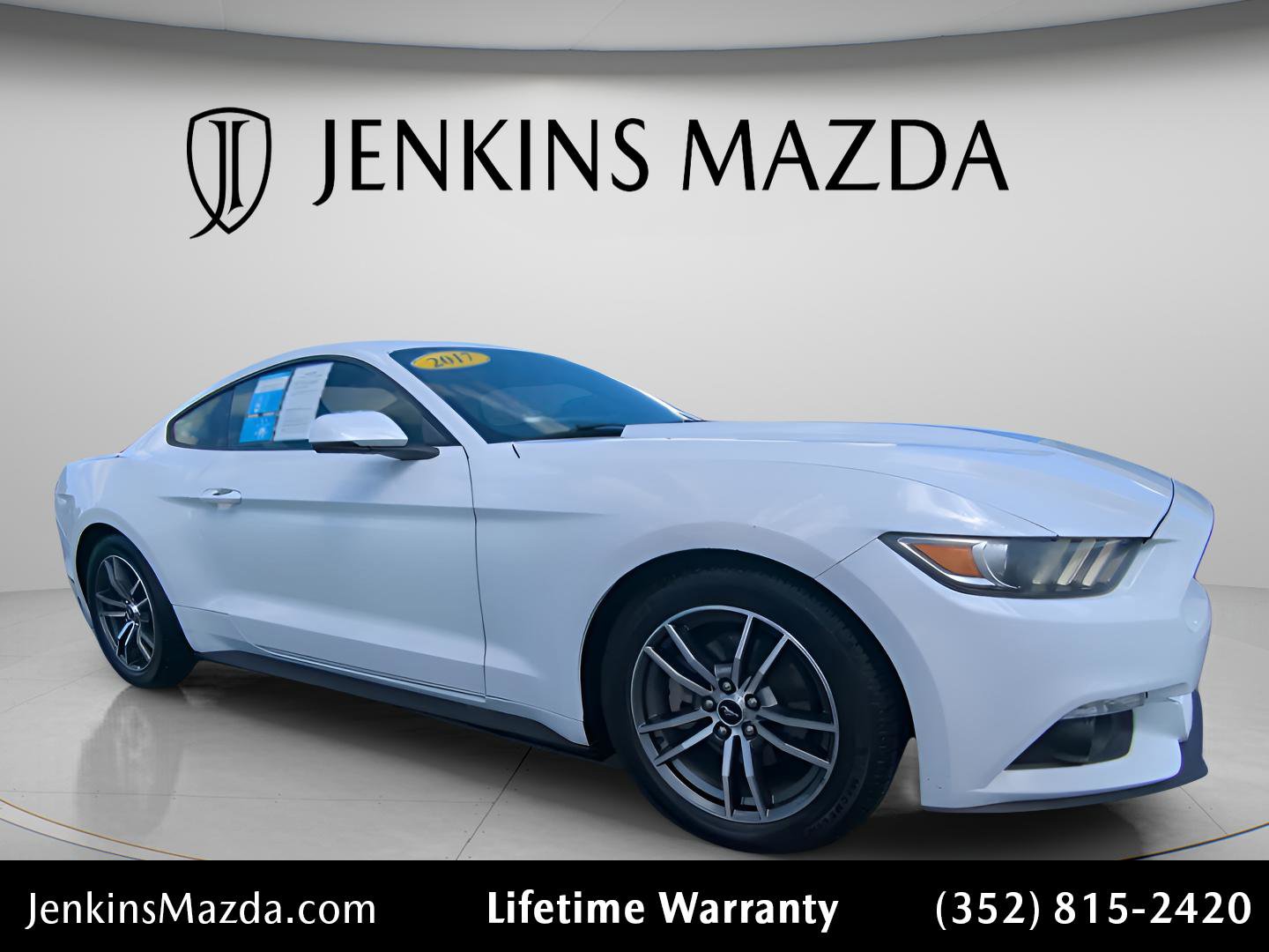 Used 2017 Ford Mustang Premium image 2