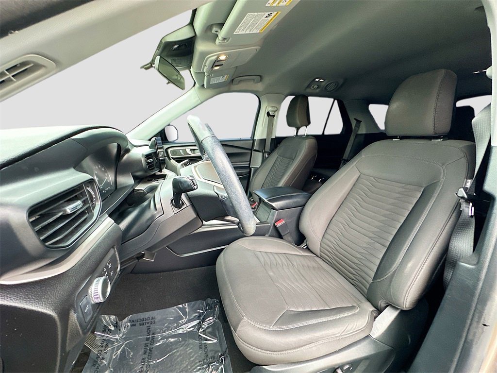 Used 2021 Ford Explorer XLT image 20
