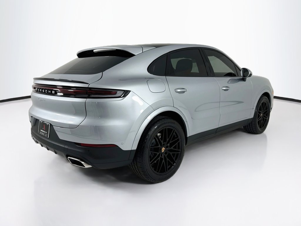 New 2026 Porsche Cayenne Coupe AWD/4WD image 9