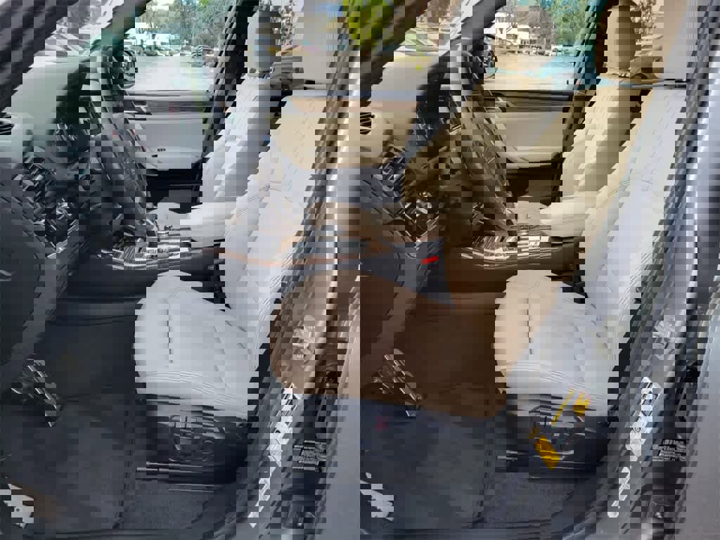 Used 2016 BMW X3 sDrive28i image 12