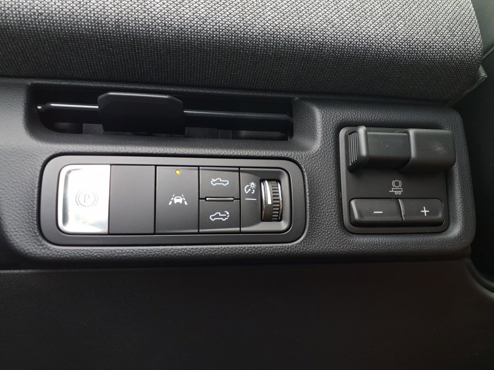 New 2026 GMC Sierra EV Elevation w/ Premium Package image 20