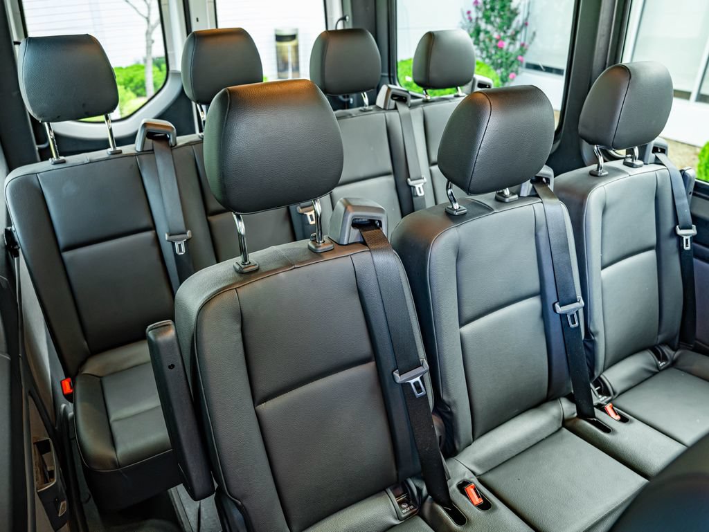 Used 2023 Mercedes-Benz Sprinter 2500 image 42