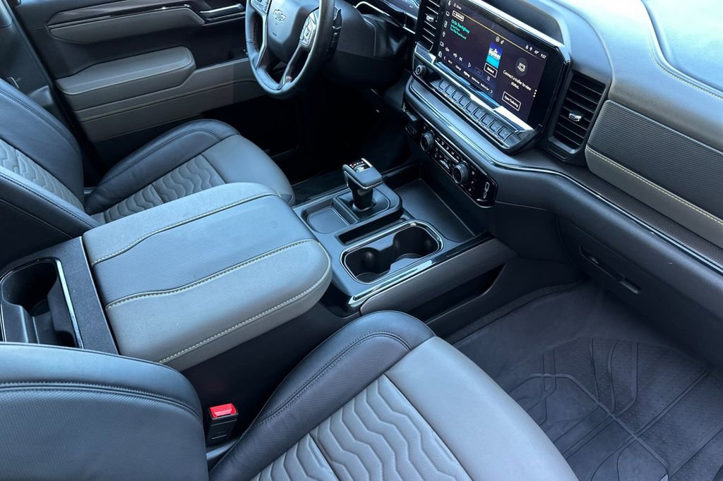 Used 2025 Chevrolet Silverado 1500 ZR2 w/ Technology Package image 15