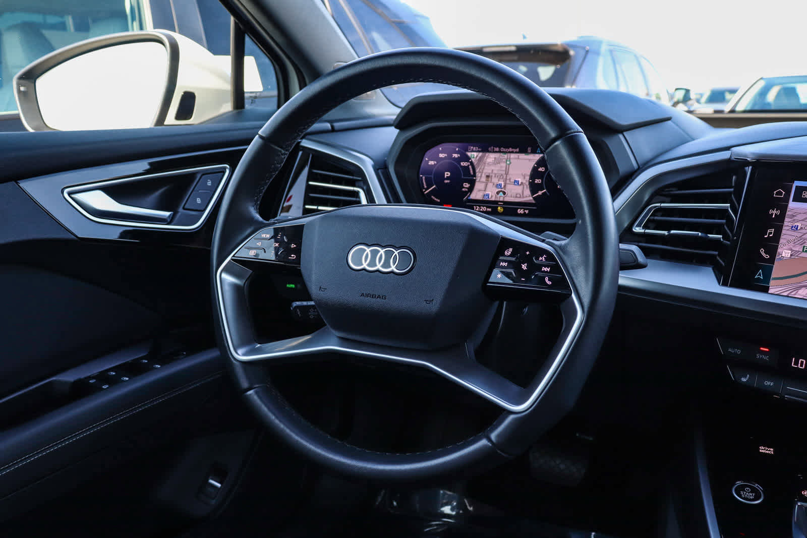 Used 2023 Audi Q4 e-tron Prestige image 21