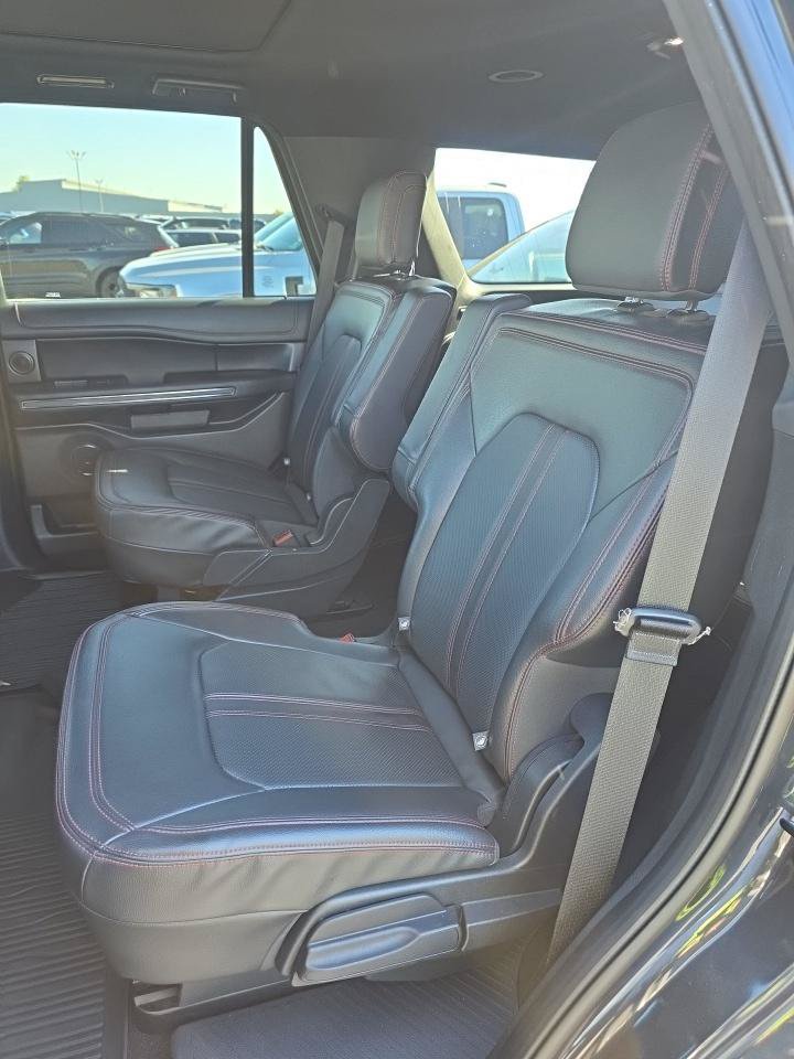 Used 2023 Ford Expedition Limited AWD/4WD image 8