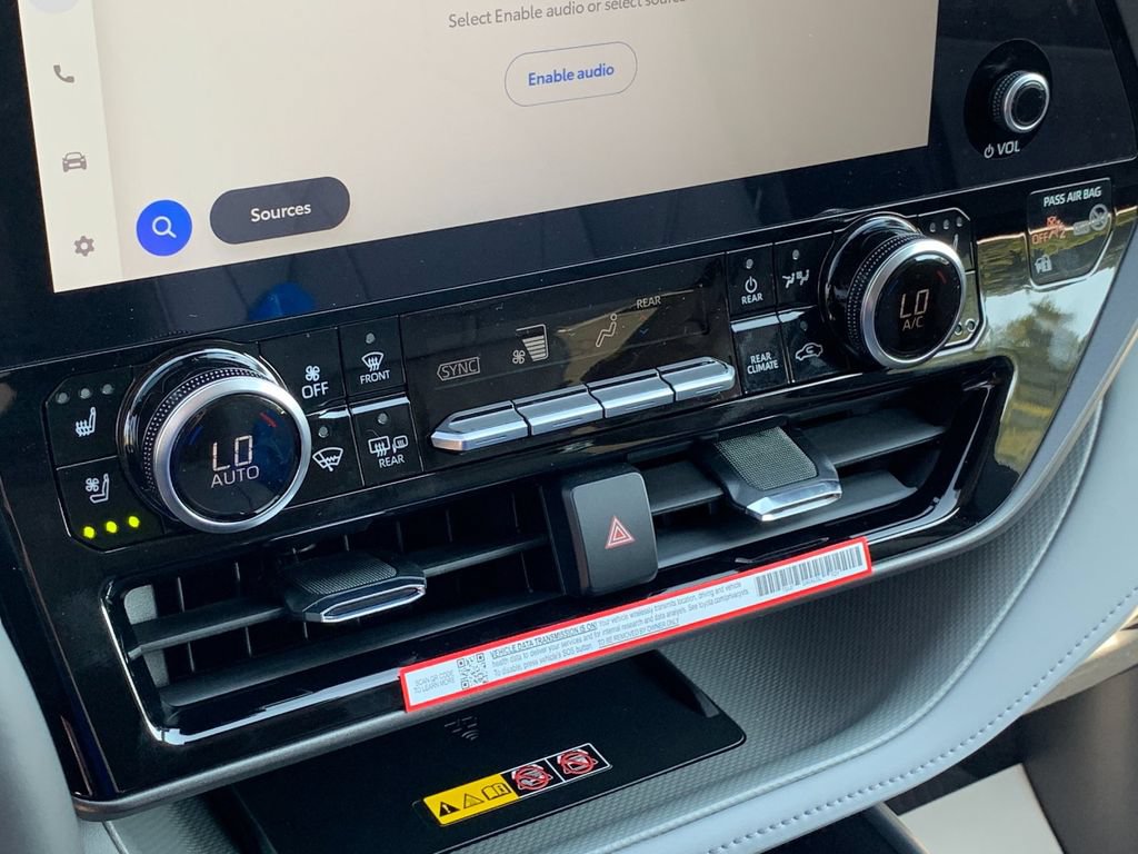 New 2026 Toyota Highlander Limited AWD/4WD image 23