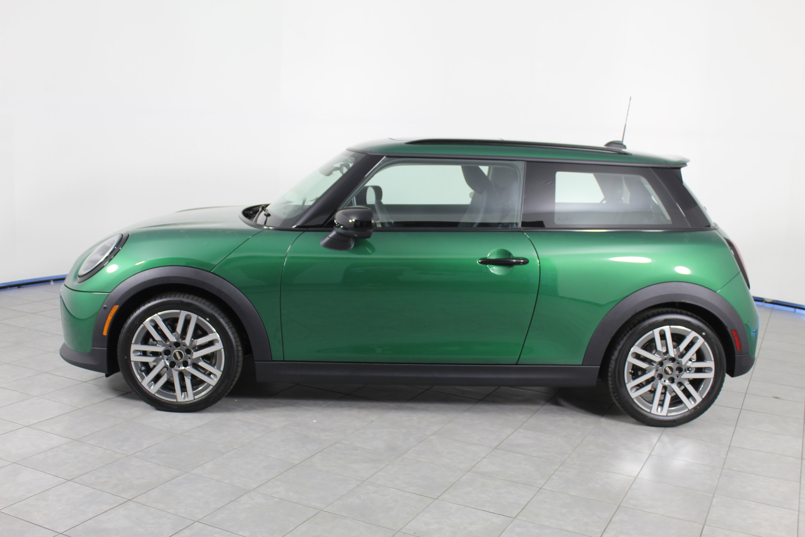 New 2025 MINI Cooper S image 5
