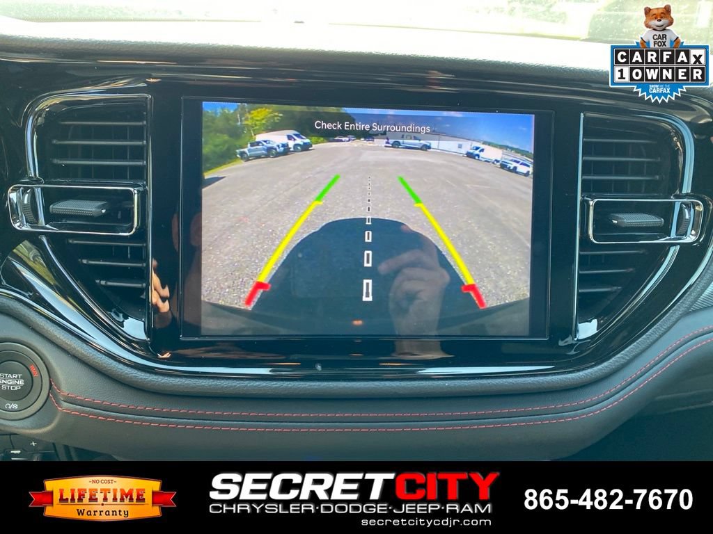 Used 2025 Dodge Durango GT AWD/4WD image 16
