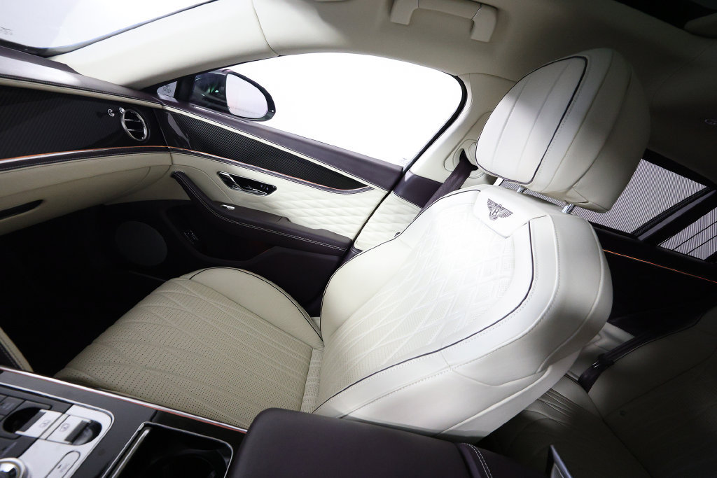 Used 2021 Bentley Flying Spur V8 AWD/4WD image 38