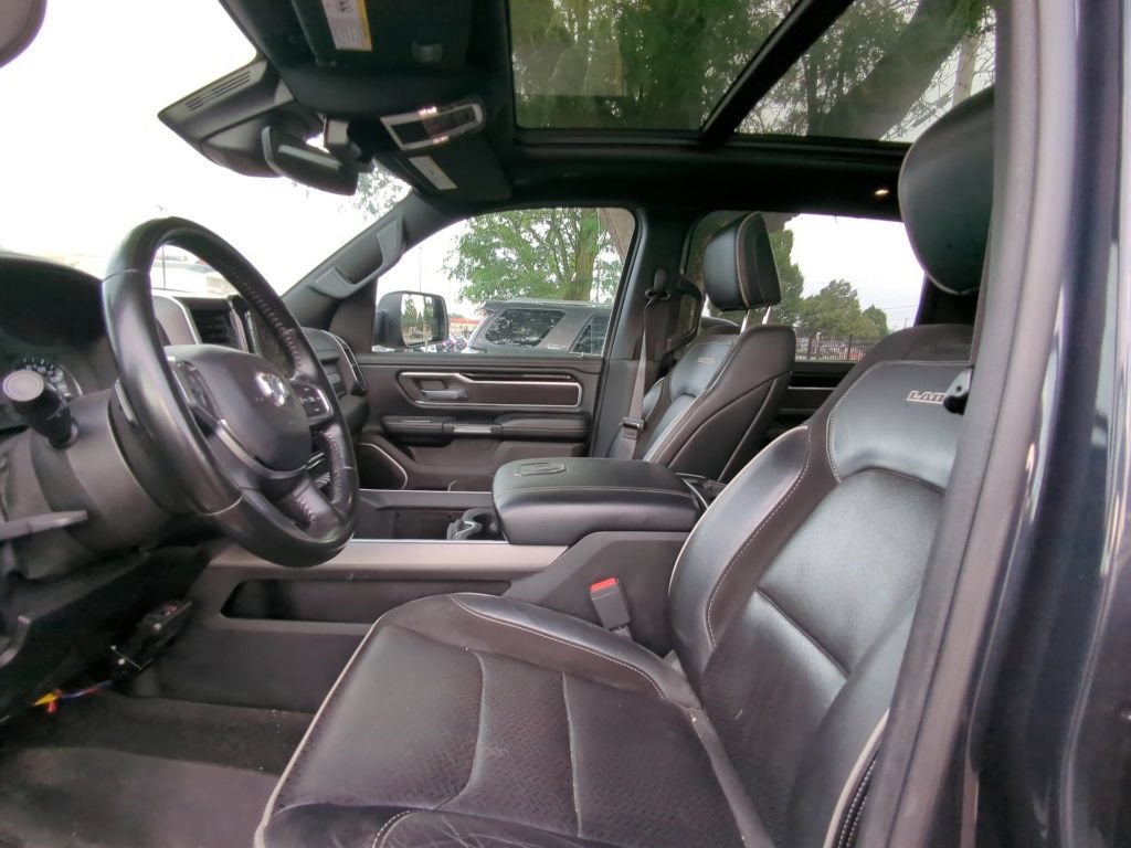 Used 2021 RAM 1500 Laramie w/ Sport Appearance Package AWD/4WD image 7