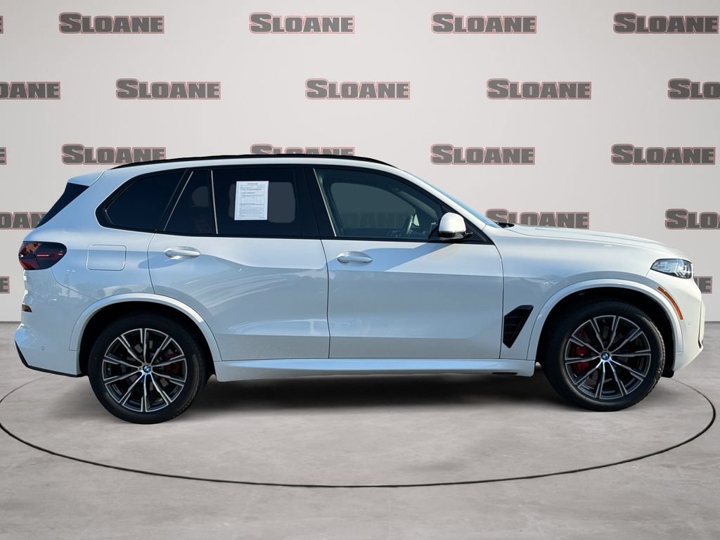 Used 2025 BMW X5 xDrive40i w/ M Sport Package AWD/4WD image 6
