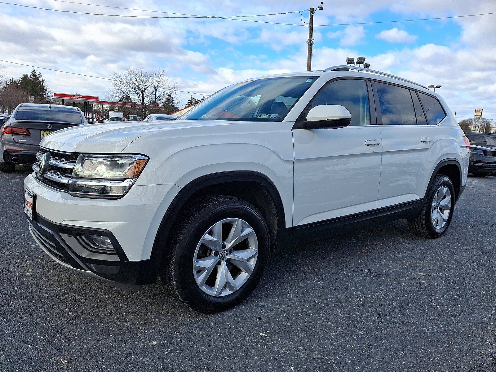 Used 2018 Volkswagen Atlas SE image 3