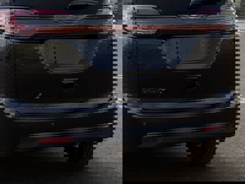 New 2026 Chrysler Pacifica Select FWD image 13