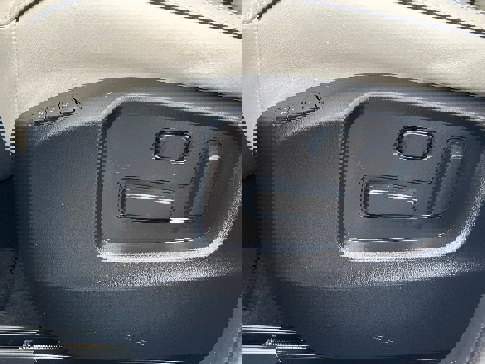 Used 2025 MAZDA CX-5 AWD 2.5 S w/ Preferred Package image 26