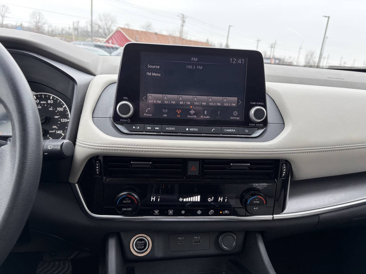 Used 2021 Nissan Rogue SV AWD/4WD image 24