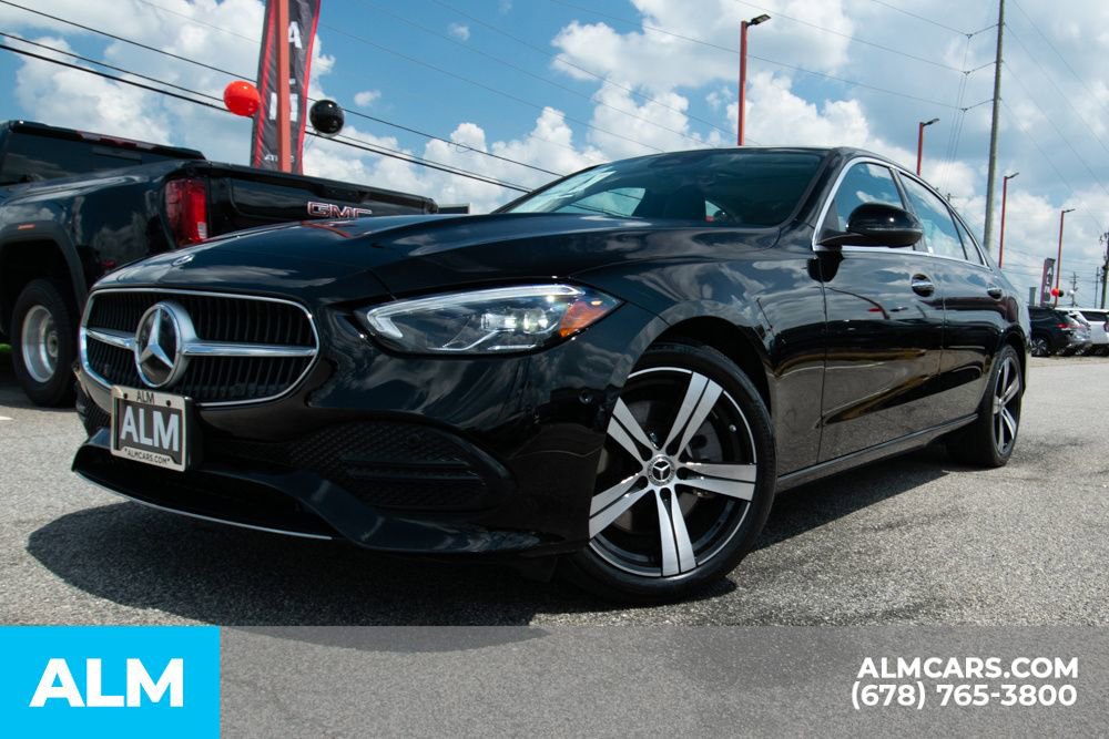 Used 2025 Mercedes-Benz C 300 Sedan image 9