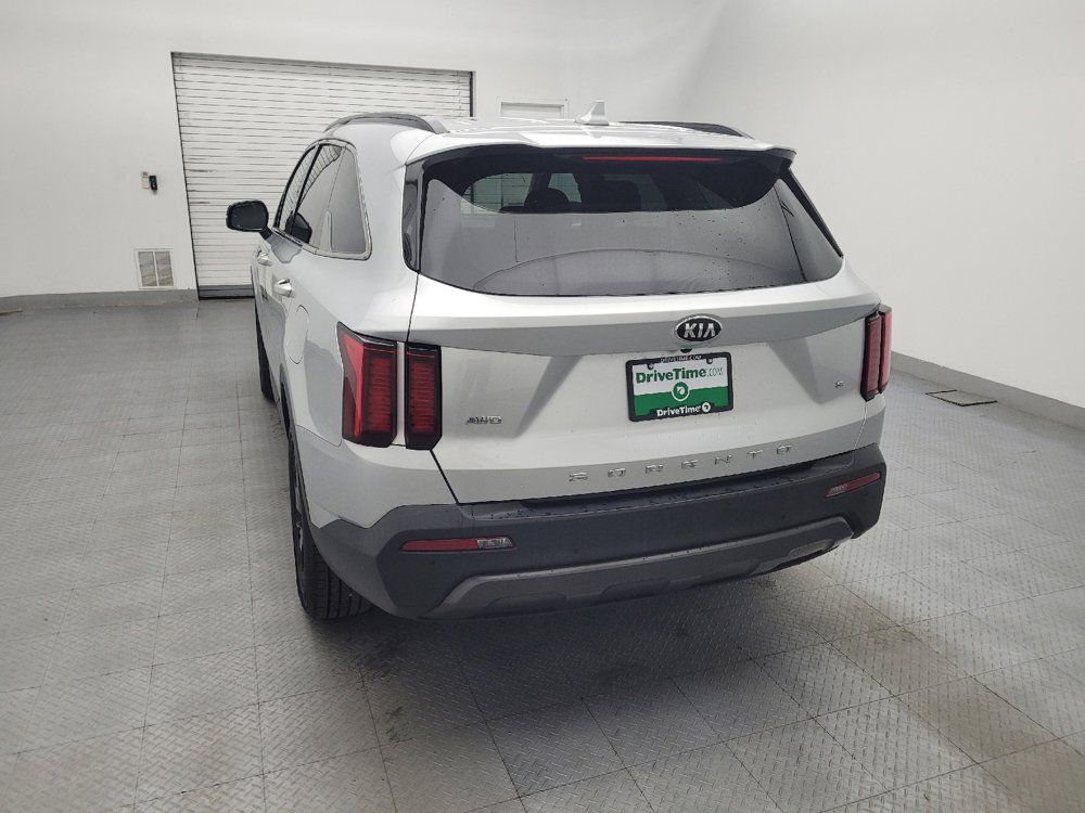 Used 2021 Kia Sorento S AWD/4WD image 6