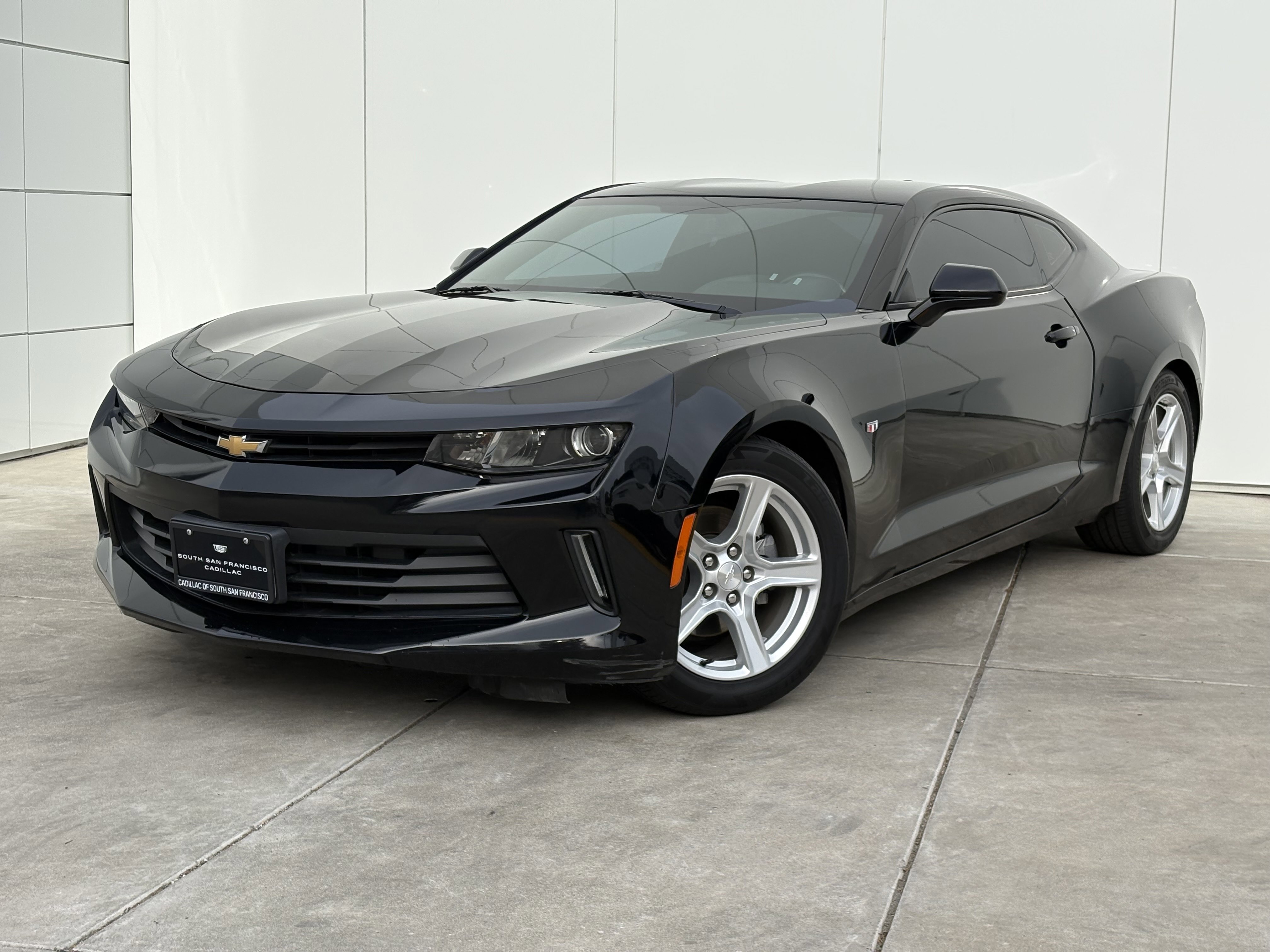 Used 2017 Chevrolet Camaro LT image 2