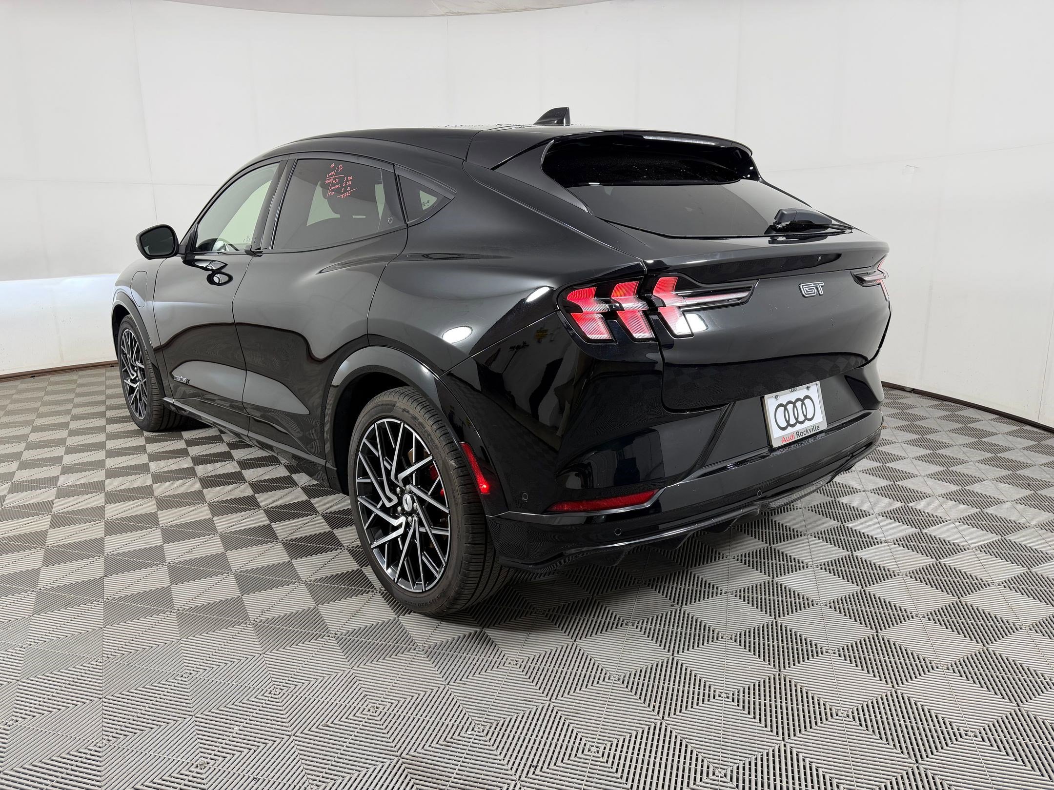 Used 2023 Ford Mustang Mach-E GT image 3