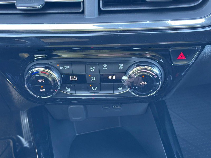 New 2026 Chevrolet Trax RS w/ Driver Confidence Package image 17