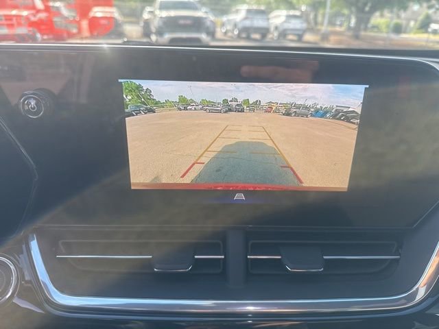 Used 2024 Chevrolet Trax RS w/ Sunroof Package image 34