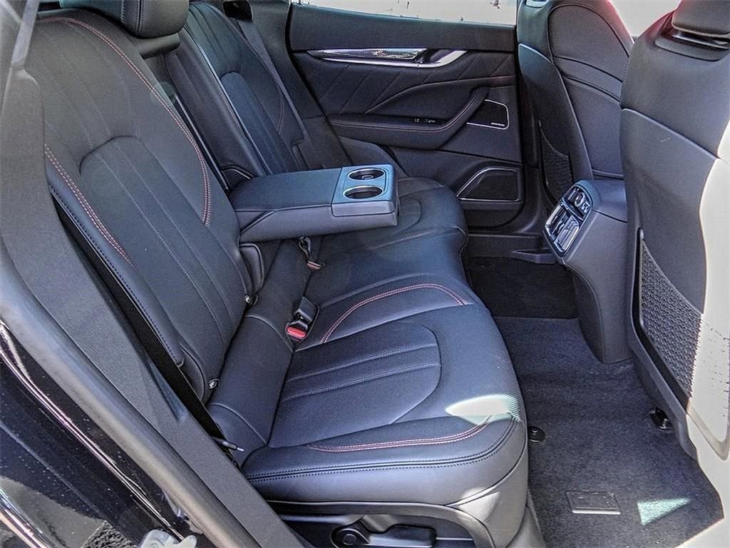 New 2023 Maserati Levante Modena image 19