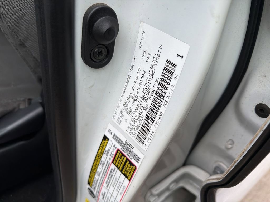 Used 2020 Toyota Tacoma SR w/ SR Convenience Package RWD image 5