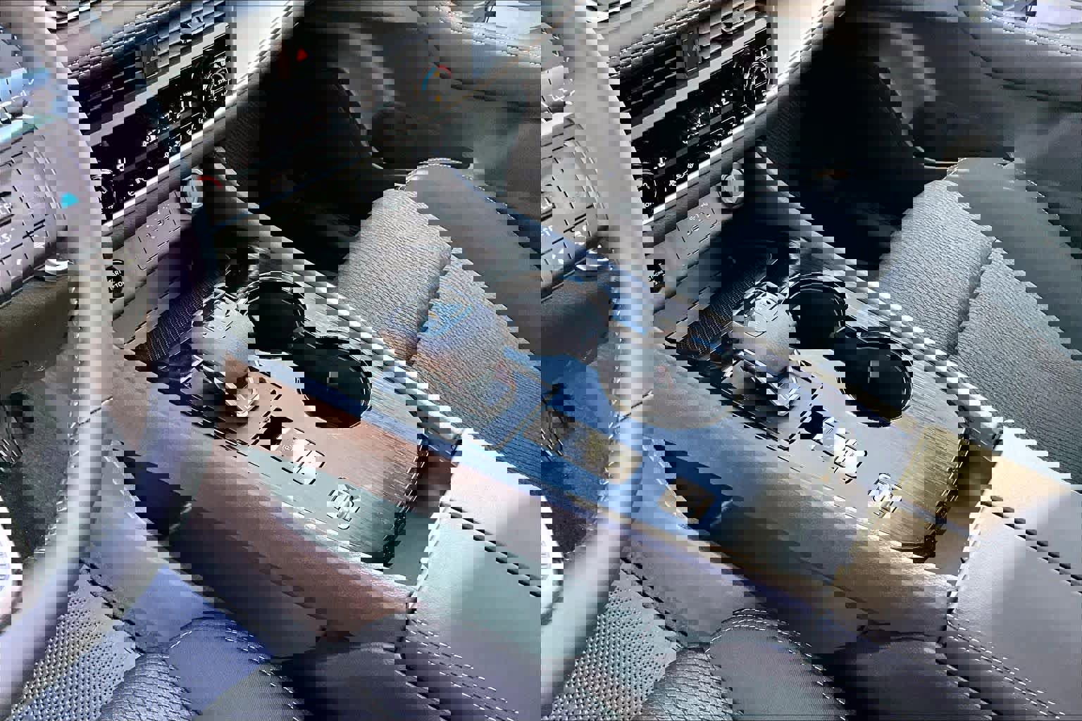 New 2026 Nissan Rogue SV image 7