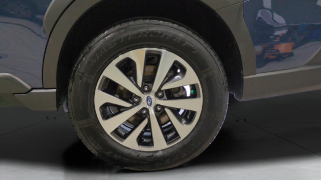 Certified 2024 Subaru Outback Premium AWD/4WD image 25
