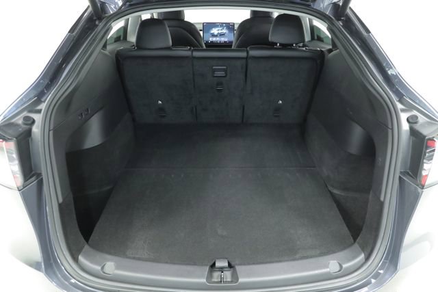 Used 2022 Tesla Model Y Long Range image 31