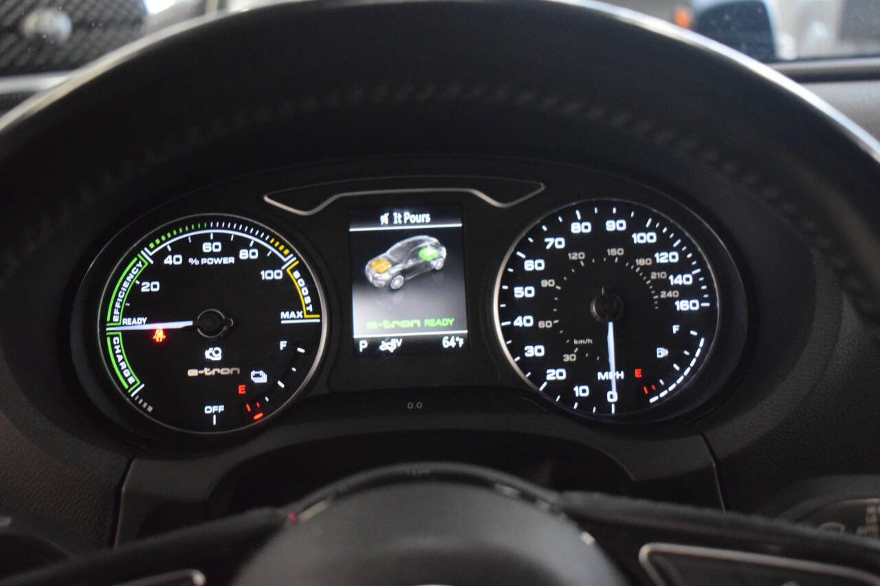 Used 2017 Audi A3 e-tron Premium image 45