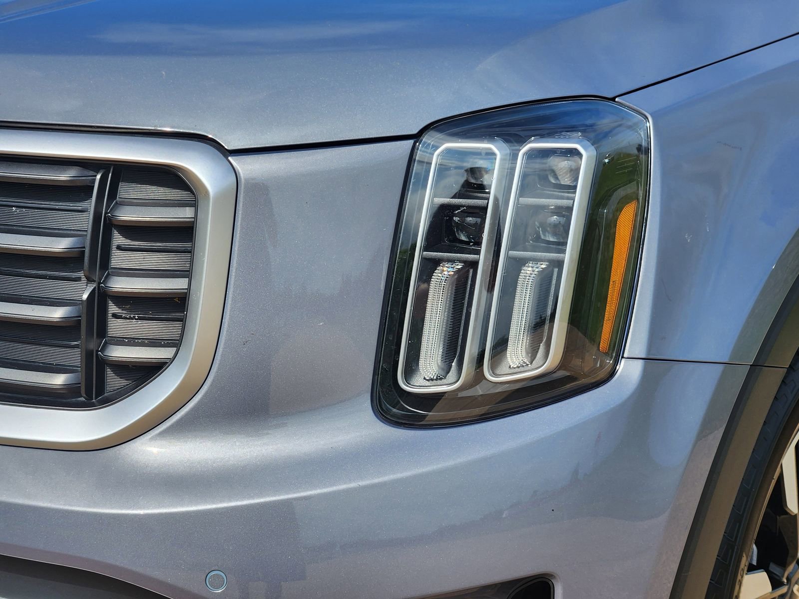 Used 2024 Kia Telluride SX Prestige image 9