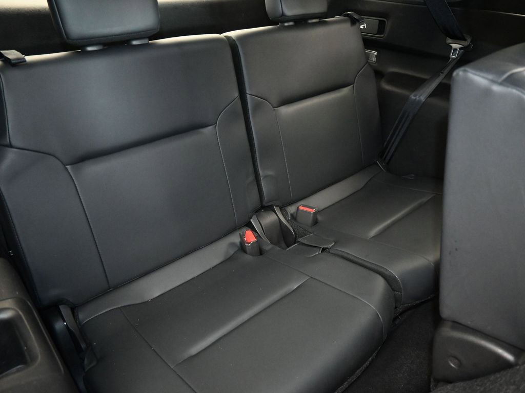 Used 2022 Mitsubishi Outlander SE image 44