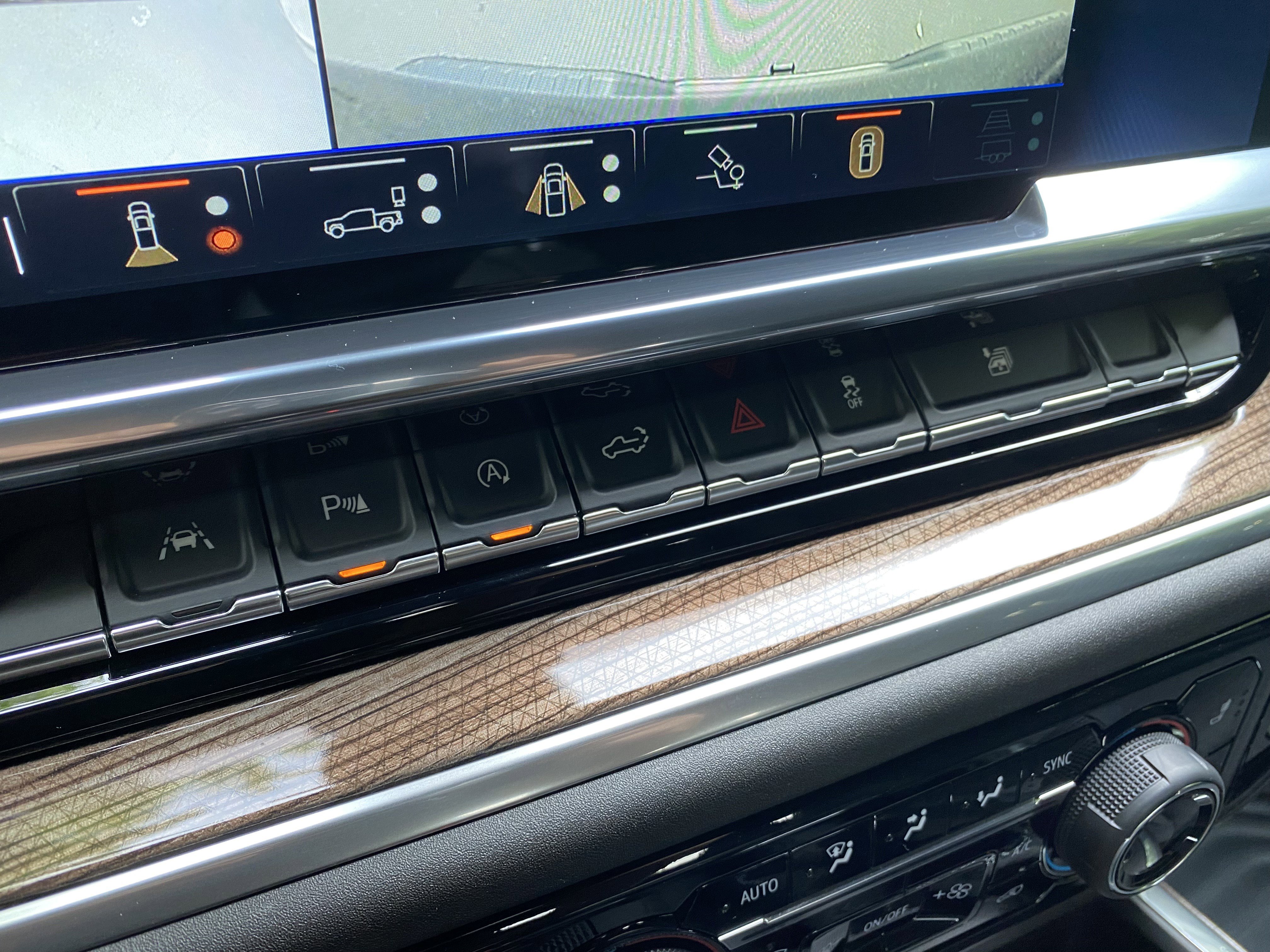 Used 2024 Chevrolet Silverado 1500 RST w/ Convenience Package II AWD/4WD image 28