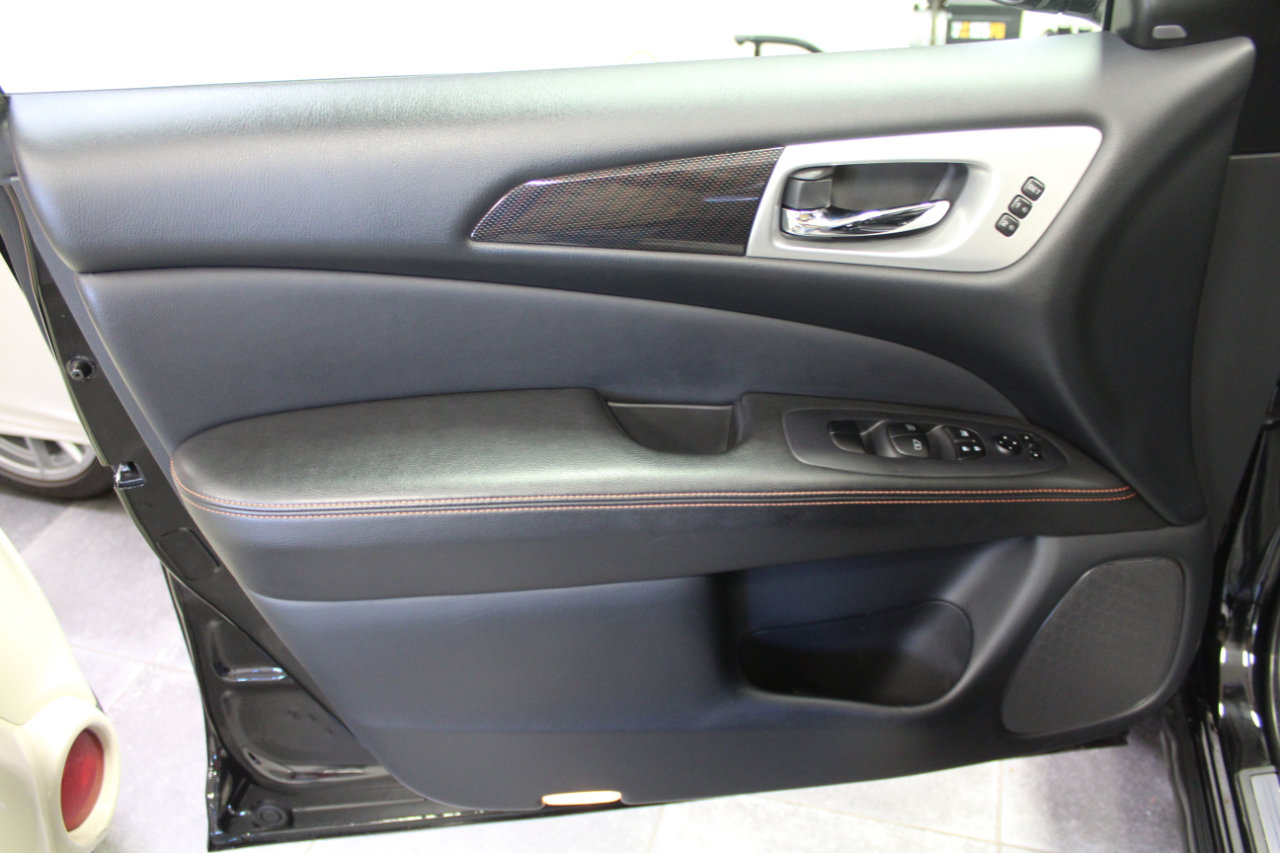 Used 2019 Nissan Pathfinder SL image 21