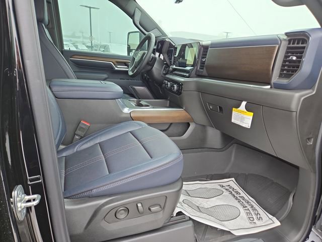 New 2025 Chevrolet Silverado 3500 High Country w/ Technology Package AWD/4WD image 37