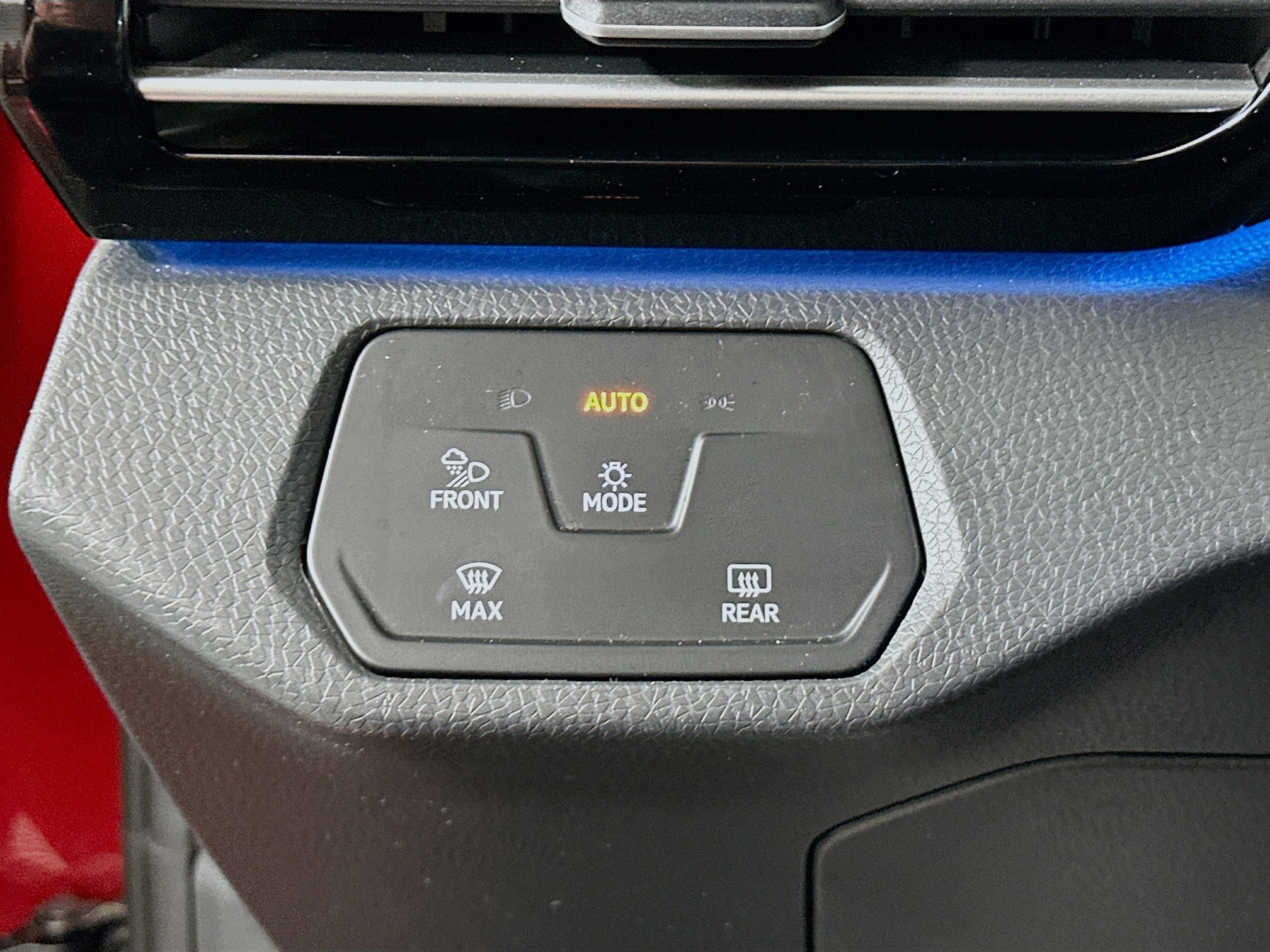 Used 2023 Volkswagen ID.4 S image 16