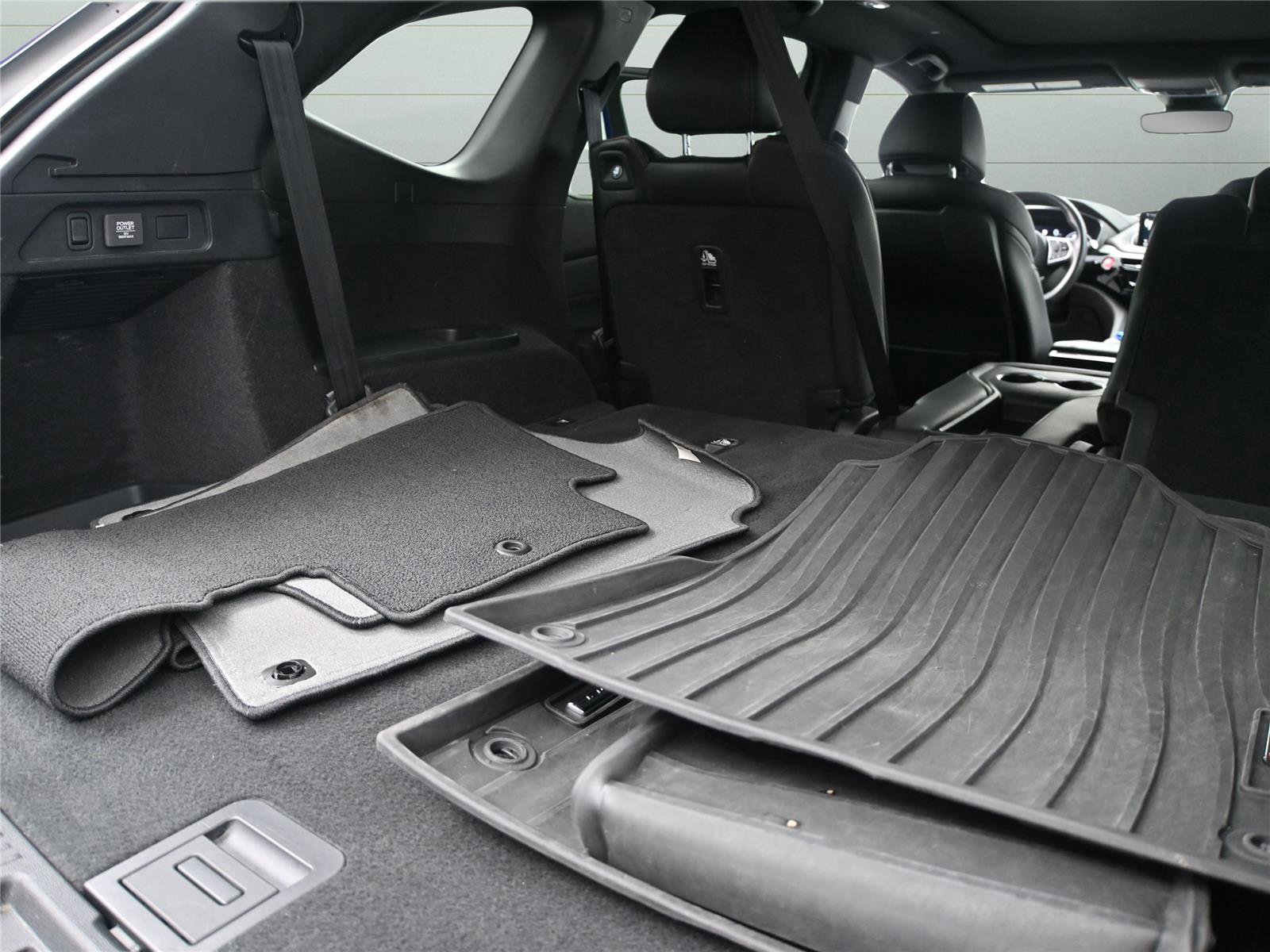 Used 2023 Acura MDX A-Spec image 23