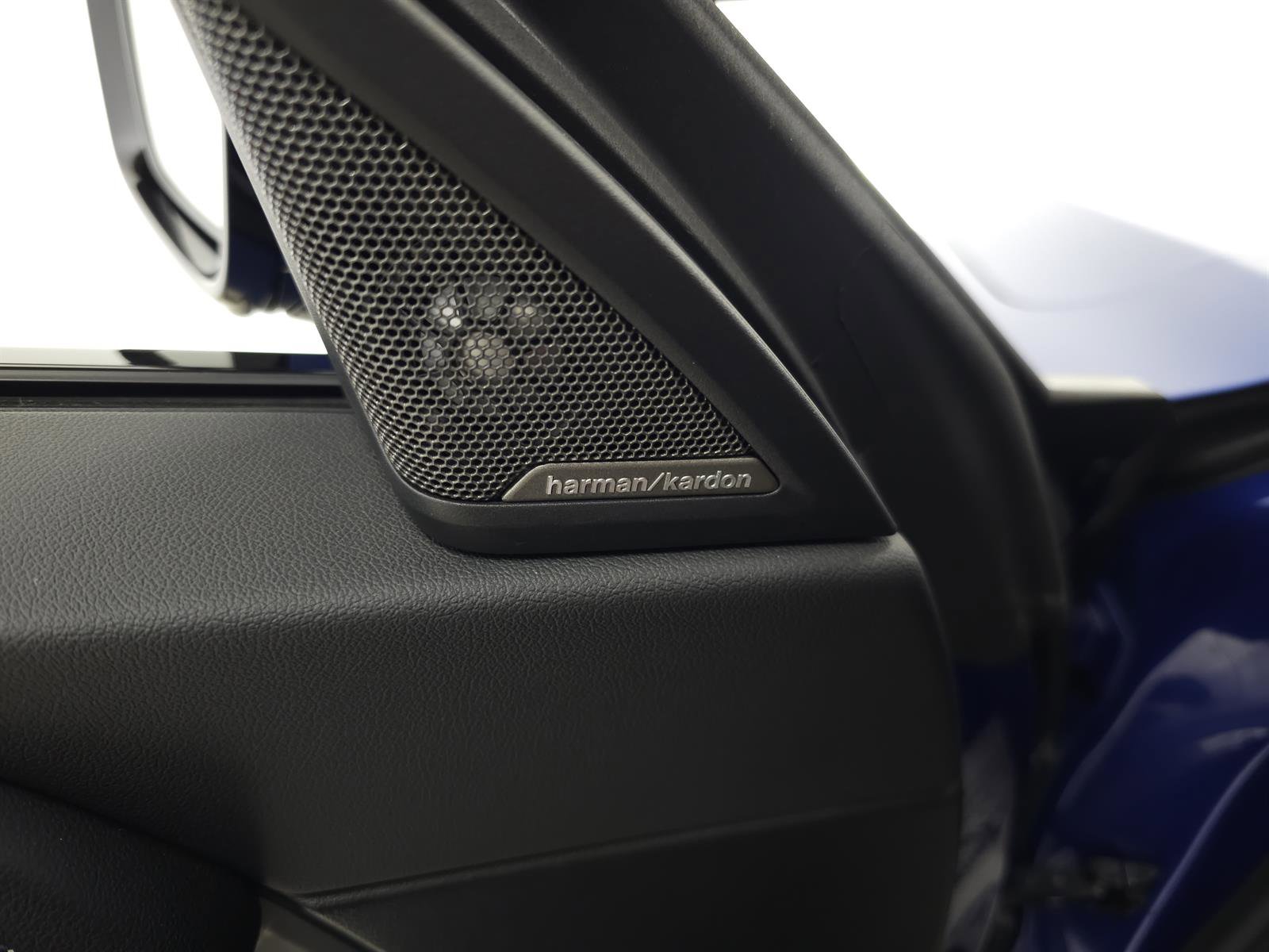 Used 2025 BMW M2 w/ Lighting Package RWD image 15